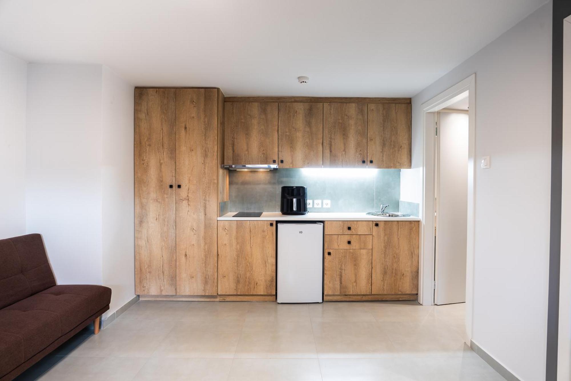 One-Bedroom Apartment